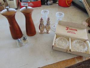 lot 2510 image: Salt and Pepper Shakers - Lead Crystal Candle Holders