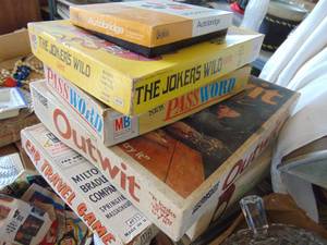 lot 2520 image: Selection of Vintage Table Games