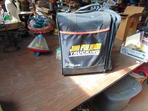 lot 2524 image: Jim Palmer Trucking Travel Bag - unused