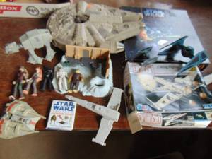 lot 2531 image: Star Wars Selection