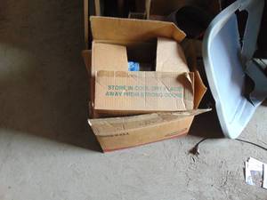 lot 2534 image: 2 Boxes Full of Vintage Pop Bottles