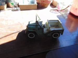 lot 2558 image: Tonka Jeep