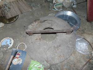 lot 2576 image: Boot Scraper