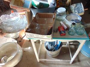 lot 2580 image: Wicker Table with Contents