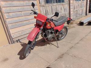 lot 2638 image: Honda XL 600 Motorcycle - Needs engine repair - Bill of Sale