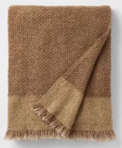 lot 2713 image: Threshold Tonal Woven Boucle Throw Blanket 50 x 60  - Retail $25