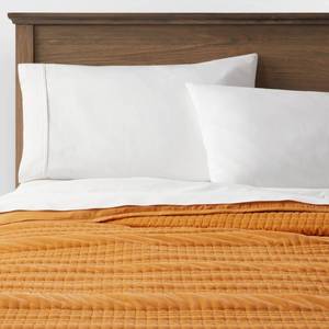 lot 3194 image: King Lofty Velvet Quilt Dark Gold - Threshold Luxurious Polyester Fill, Machine Washable, OEKO-TEX Certified - Retail $89
