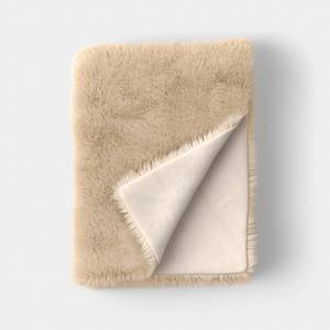 lot 4127 image: Faux Fur Throw Blanket Ivory - Threshold - Retail $35