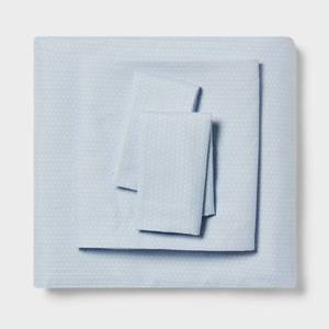 lot 4469 image: TwinTwin XL Microfiber Sheet Set Blue Dash - Room Essentials Includes Pillowcase, Fits up to 15 Mattress&nbsp