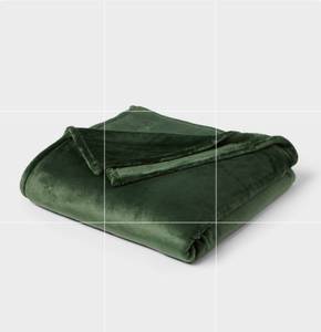 lot 4500 image: FullQueen Microplush Blanket Green - Threshold
