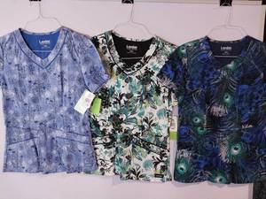 lot 67975 image: APPEARS NEW - Landau Medical Scrub Tops Bundle (Size XS) 3 Pack