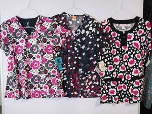 lot 67995 image: APPEARS NEW - Koi, ICU & MC2 Floral Print Scrub Top Collection (Size Medium) 3 Pack