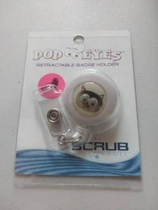 lot 68026 image: FACTORY SEALED - Pop Eyes Cat Retractable Badge Holder