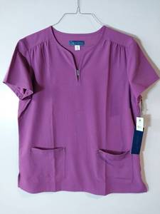 lot 68263 image: APPEARS NEW - Koi Sapphire Mara Scrub Top Style 259-81 Plum (Size X-large) 