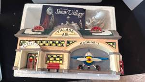 lot 1016 image: Department 56 Snow Village Airport
