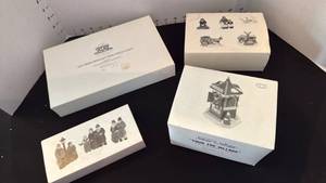 lot 1026 image: Department 56 accessories