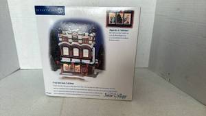 lot 1041 image: Department 56 Snow Village Frost And Sons 5 & Dime Building