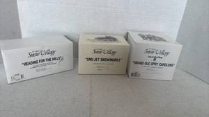 lot 1056 image: Department 56 Snow Village Collection - 3 Piece Set