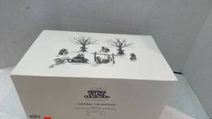 lot 1101 image: Department 56 Heritage Village Tapping the Maples Porcelain Set