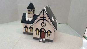 lot 1102 image: Department 56 snow village church of the open door