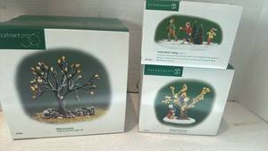 lot 1130 image: Department 56 Village Accessories - Family Winter Set & Apple Tree
