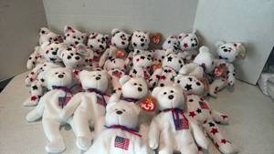 lot 1137 image: TY beanies babies