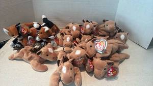 lot 1146 image: TY beanie babies