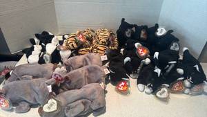 lot 1152 image: TY beanie babies