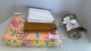 lot 1230 image: Fabric and more