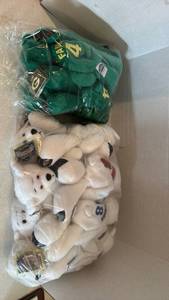 lot 1260 image: Premium pro bears