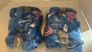 lot 1274 image: Premium pro bears