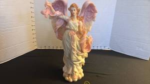 lot 1402 image: Seraphim Classics Hope Light in the Distance