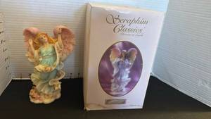 lot 1450 image: Seraphim Classics Chelsea summer delight and Arianna Winters warmth