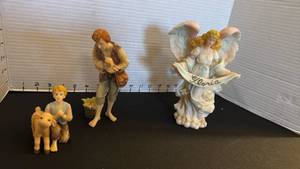 lot 1453 image: Seraphim Classics Gloria Angel and Shepards