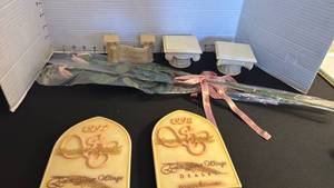 lot 1454 image: Seraphim Classics pedestals and more