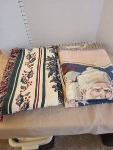 lot 1461 image: 2 throw blankets
