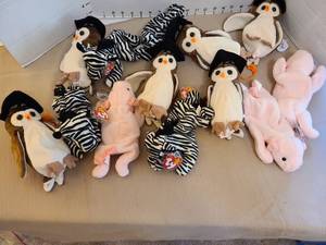 lot 1478 image: Ty beanies