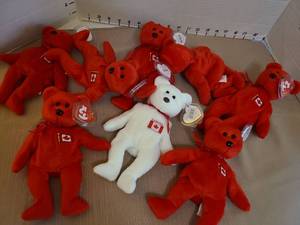 lot 1480 image: Ty Canadian beanies