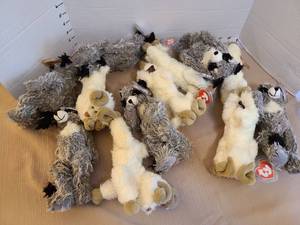 lot 1484 image: Ty beanies