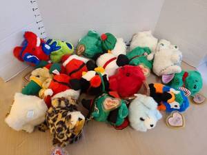 lot 1491 image: Puffkins