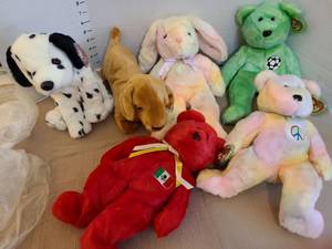 lot 1492 image: Ty beanies