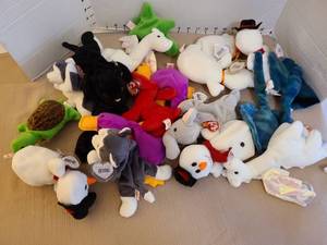 lot 1499 image: Ty beanies