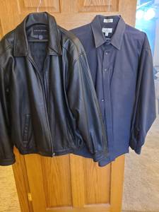lot 1513 image: Mens leather jacket XLT, dress shirt 1838.