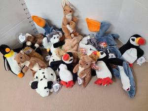 lot 1619 image: Ty beanies