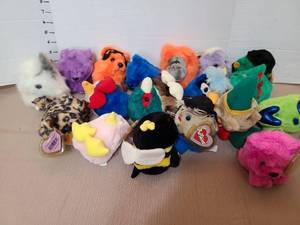 lot 1630 image: Puffkins