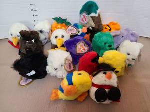 lot 1631 image: Puffkins