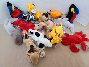 lot 1646 image: Ty beanies