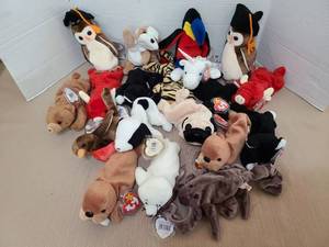 lot 1648 image: Ty beanies