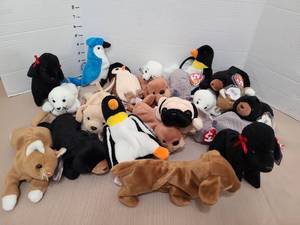 lot 1651 image: Ty beanies