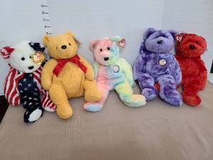 lot 1658 image: Ty Buddies